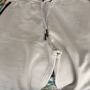 Aarmy white ladies sweatpants